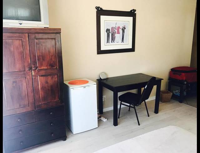 BUSINESS PROPERTY TO RENT IN EDENVALE